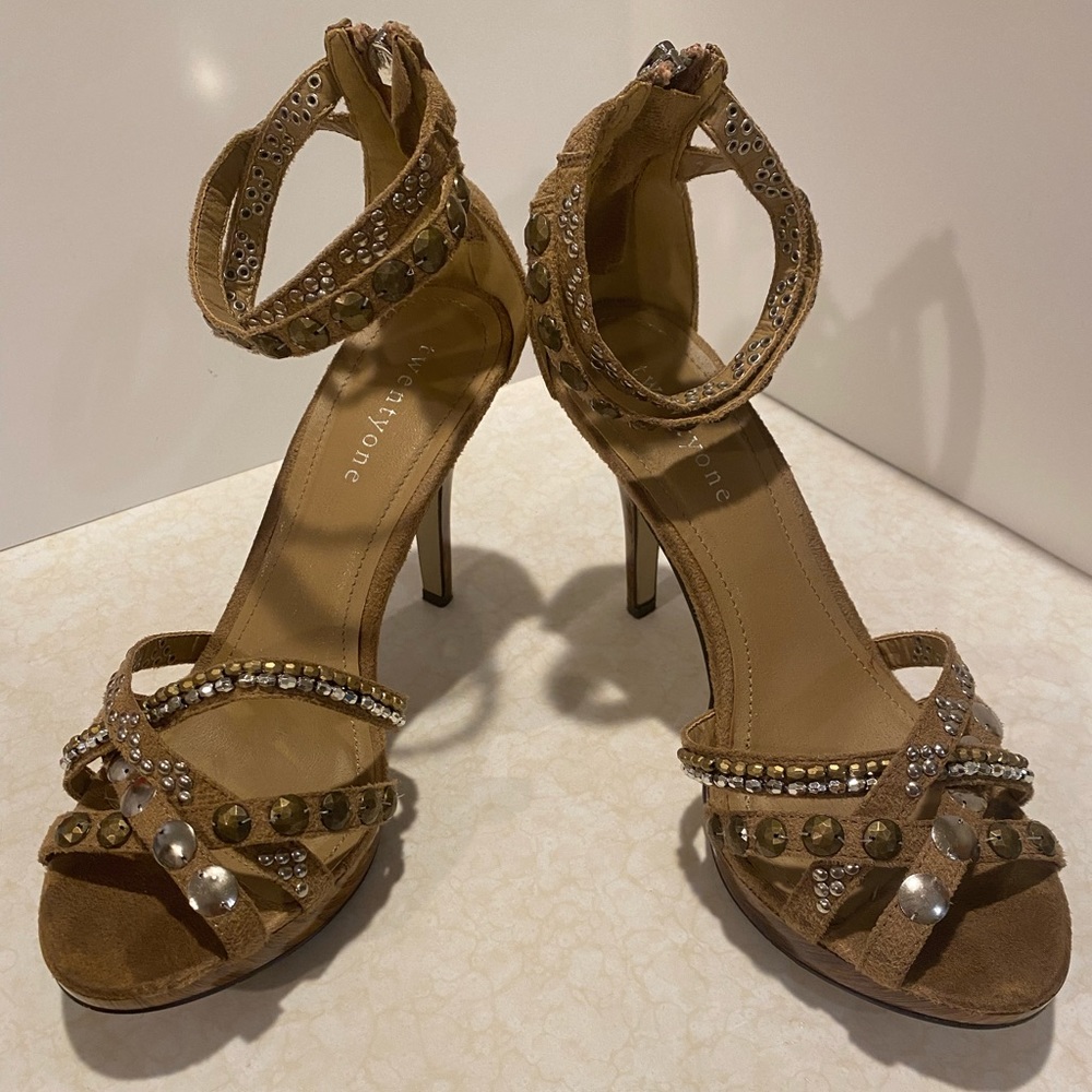 Forever 21, Size 8.5, Tan, Studded Straps, Ankle Strap